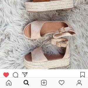 Platform Espadrille sandals- nude.
